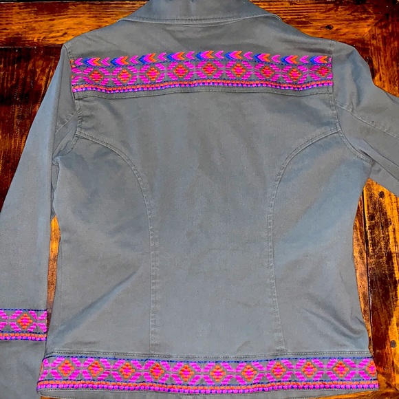 Jacket - Picture 3 of 3